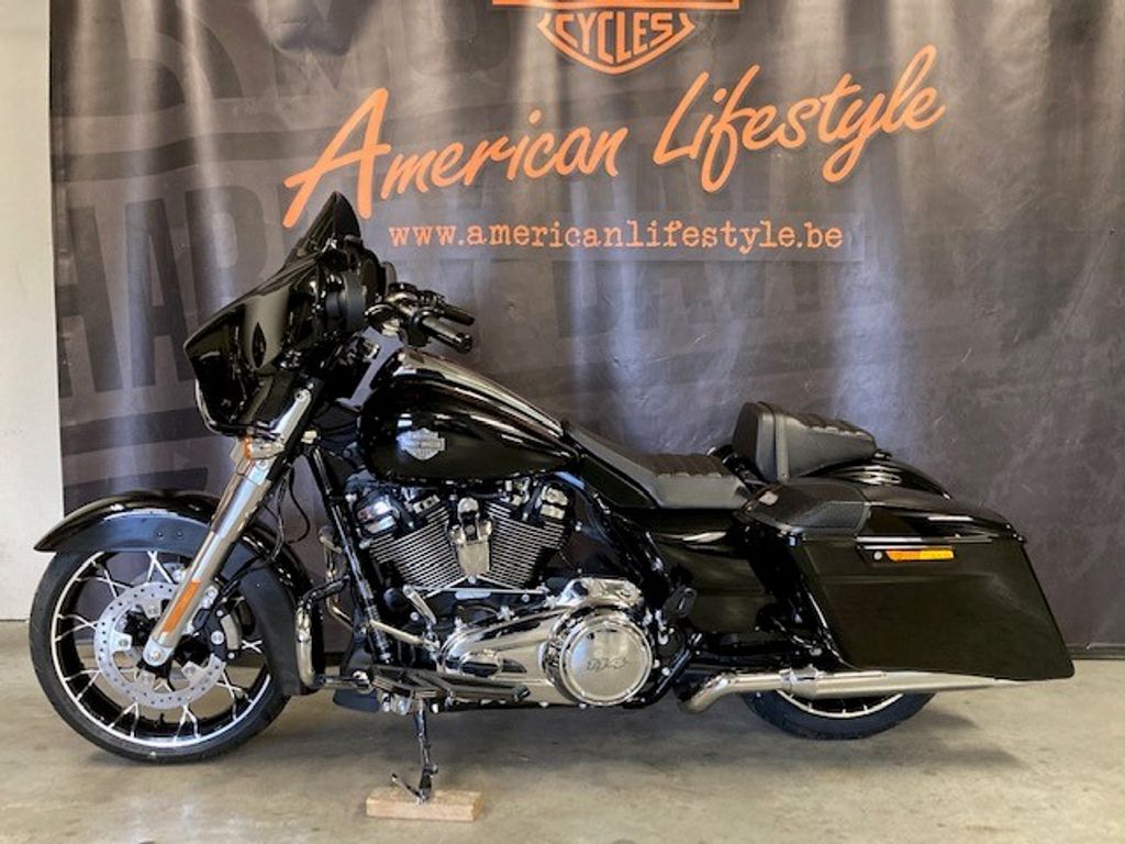 Tour Touring Street Glide special FLHXS met opties  Tour Touring Street Glide special FLHXS met opties