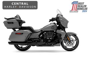  Street Glide  Ultra Blacked Out 117''