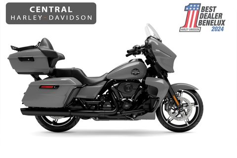  Street Glide  Ultra Blacked Out 117''