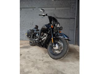  SOFTAIL HERITAGE 114 CRUISER