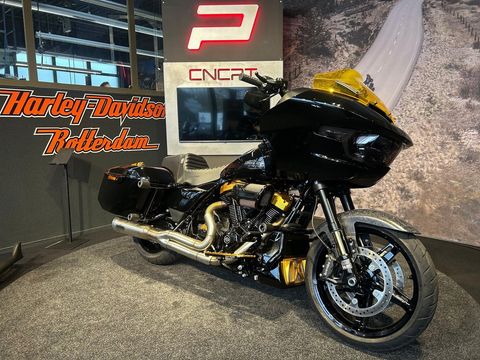  FLTRX ROAD GLIDE Black Trim - Vivid Black