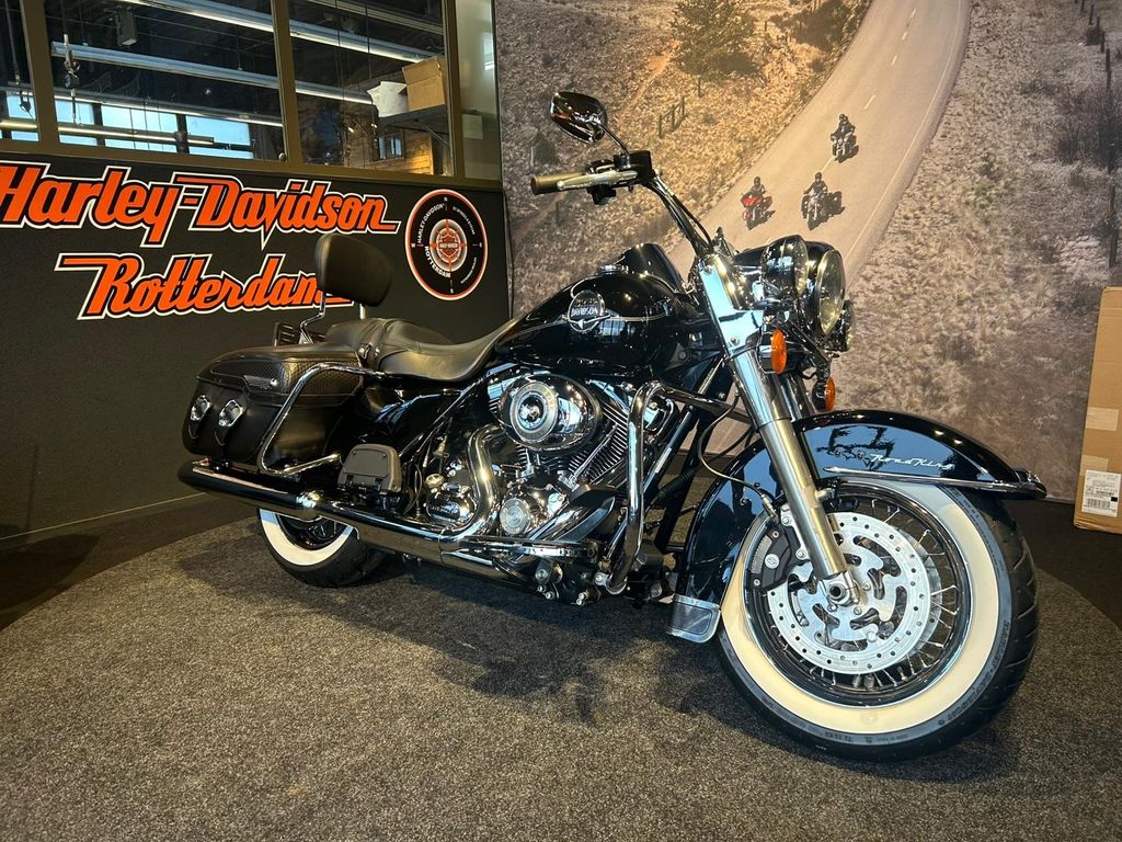 FLHRCI Road King Classic
