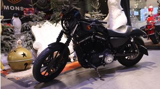  Chopper Iron 883