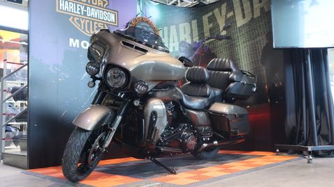  Tour Electra CVO