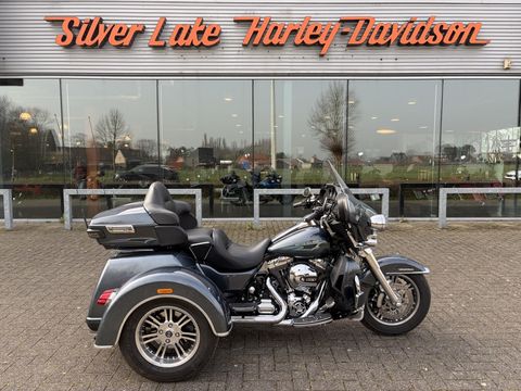  Tri Glide met slechts 4343
