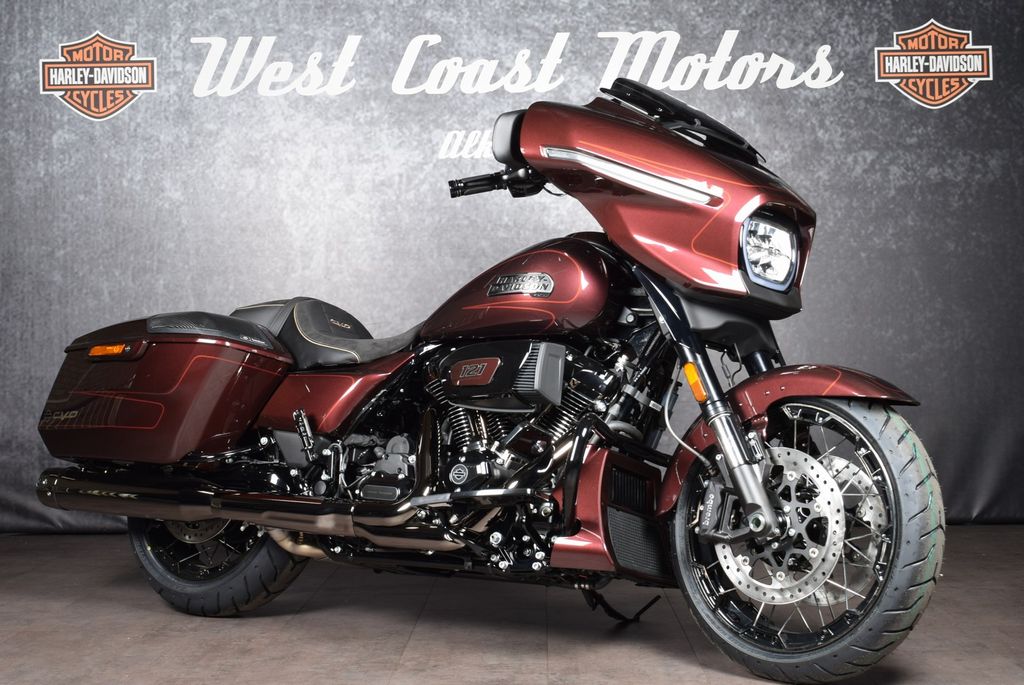  FLHXSE CVO Street Glide BTW motor!