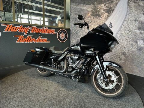  FLTRXST ROAD GLIDE ST