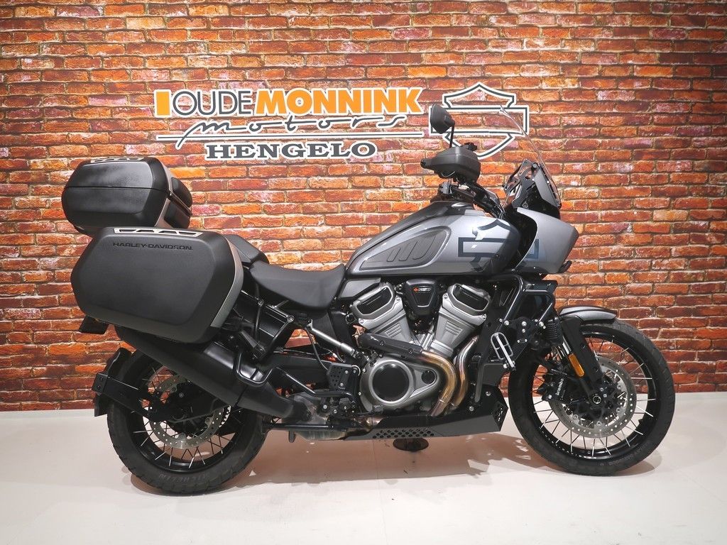  RA1250S Pan America special