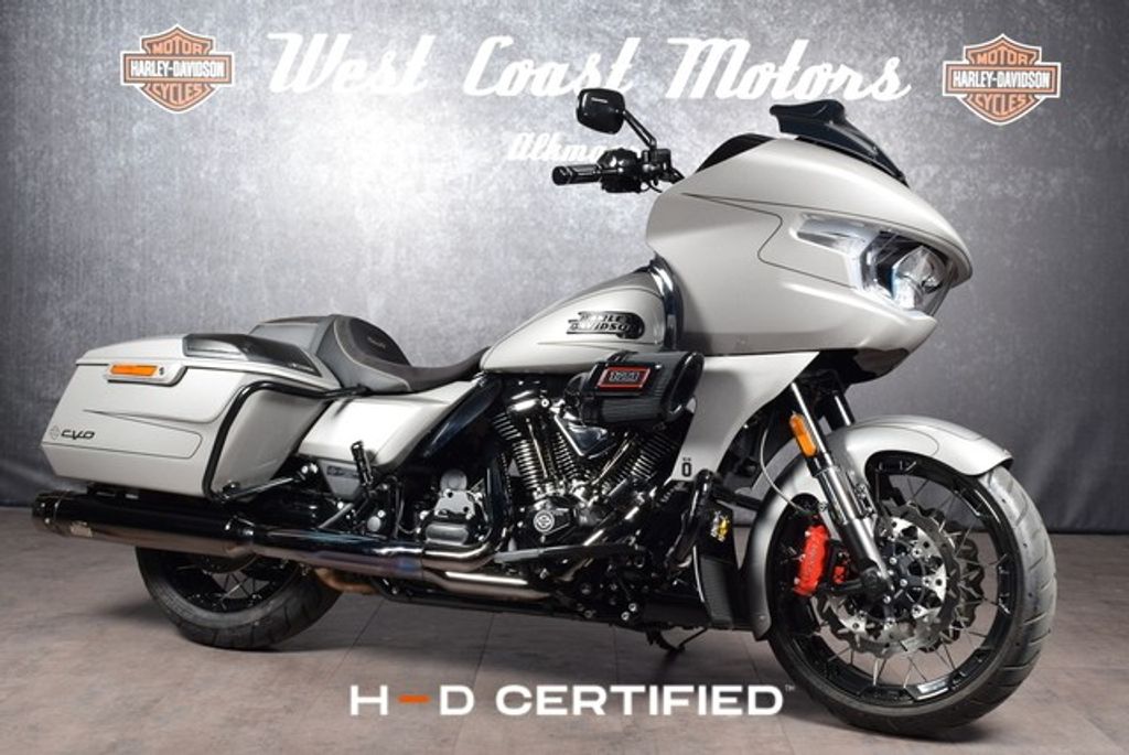  FLTRXSE CVO Road Glide BTW motor!