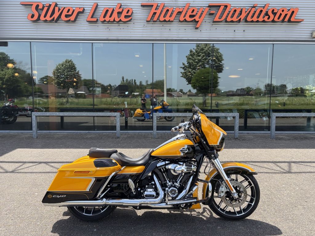  CVO Street Glide met 12 maanden waarborg