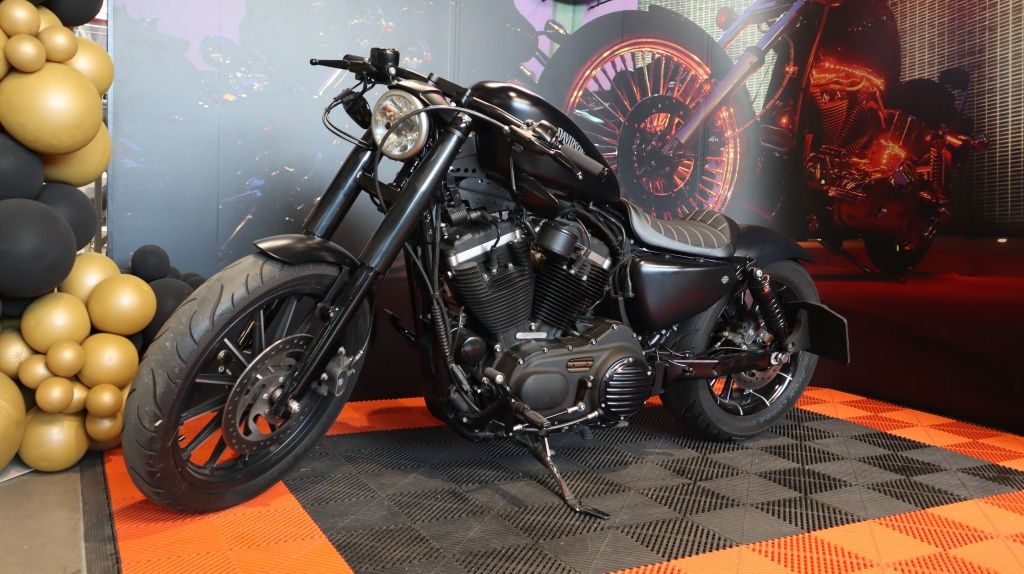  Chopper Iron 883