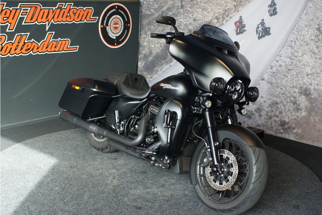  FLHXS STREET GLIDE SPECIAL