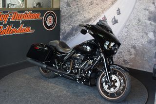  FLHXST STREET GLIDE ST