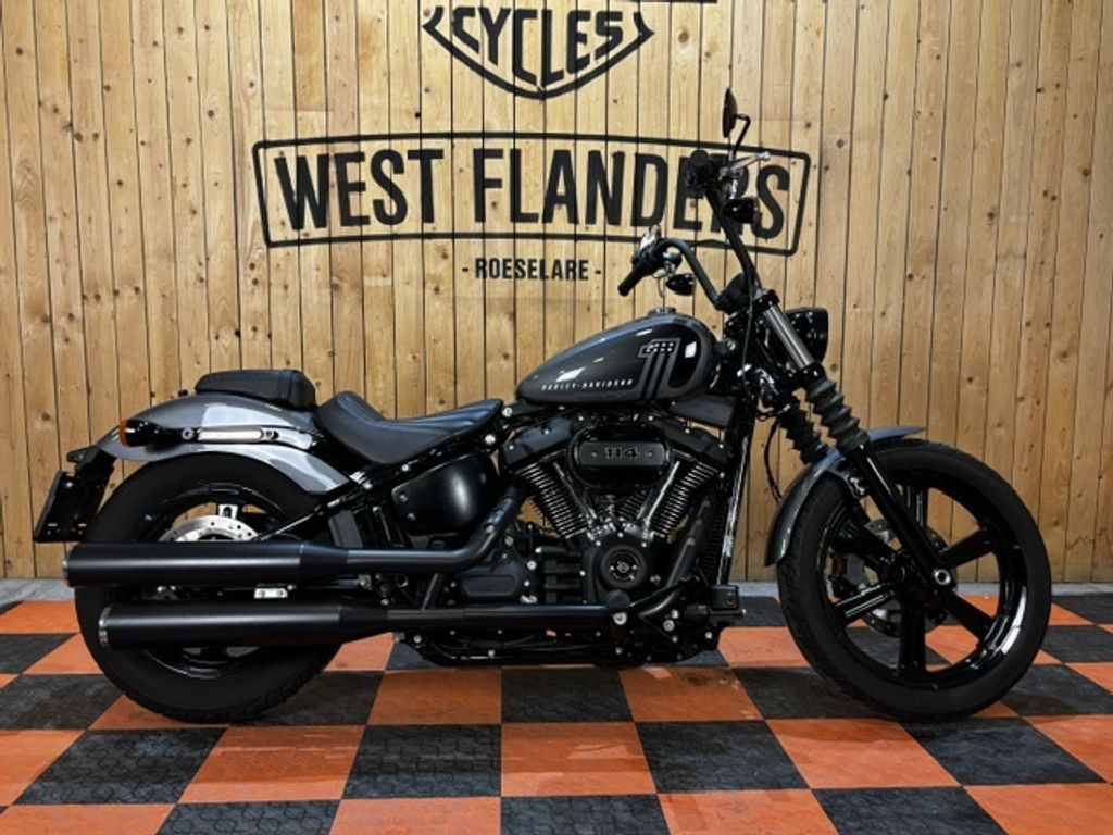 Street Bob