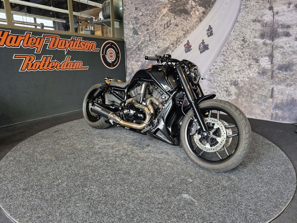  VRSCDX Night Rod Special