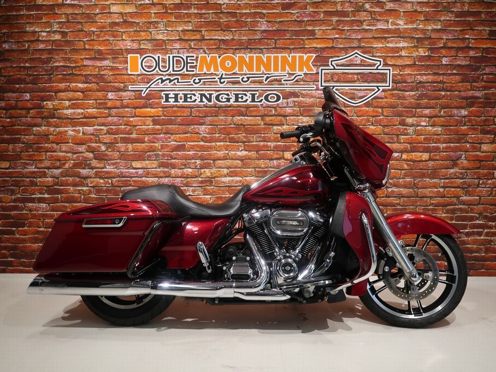  FLHXS Street Glide Spec. 107
