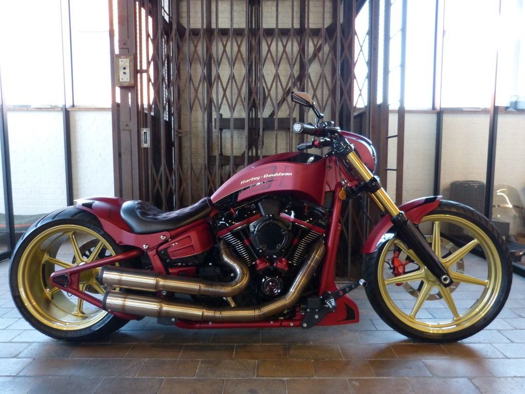  SOFTAIL FXBRS Breakout