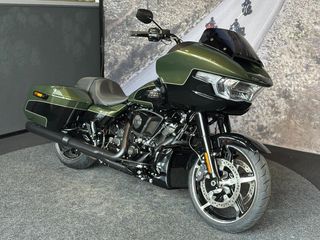  FLTRX ROAD GLIDE Black Trim - Two Tone