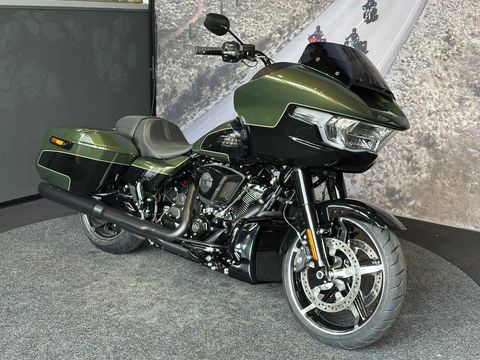  FLTRX ROAD GLIDE Black Trim - Two Tone