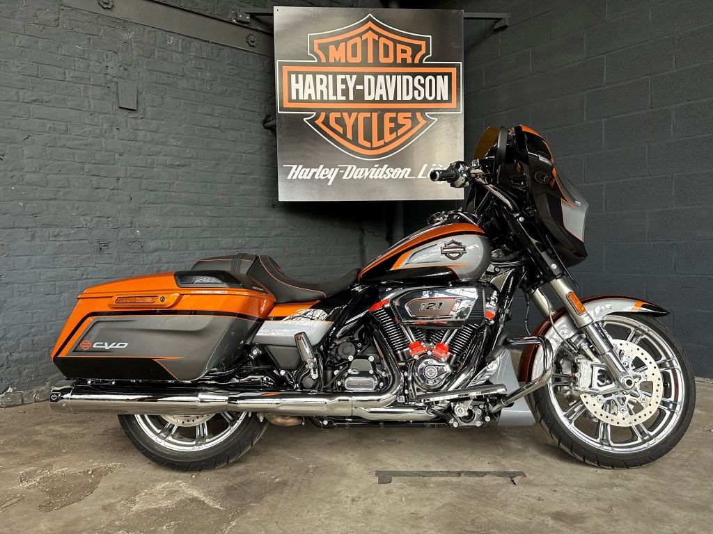  STREET GLIDE CVO 121 TOURING