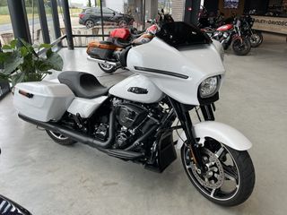 FLHX Street Glide
