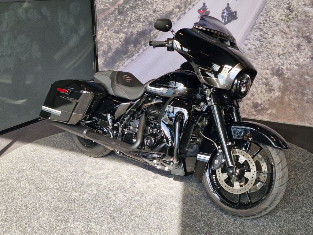  FLHXS STREET GLIDE SPECIAL