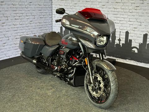  FLHXSTSE CVO STREET GLIDE ST CVO Color