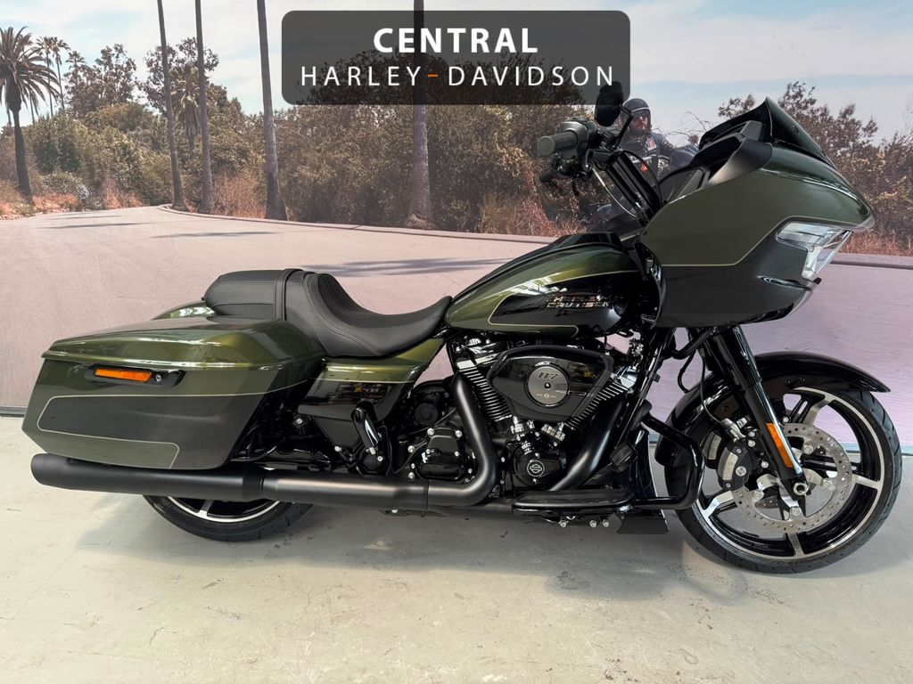  Road Glide Blacked Out Special 117''
