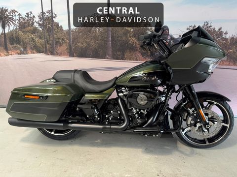  Road Glide Blacked Out Special 117''