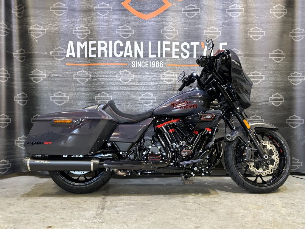  Touring Street Glide CVO ST FLHXSEST