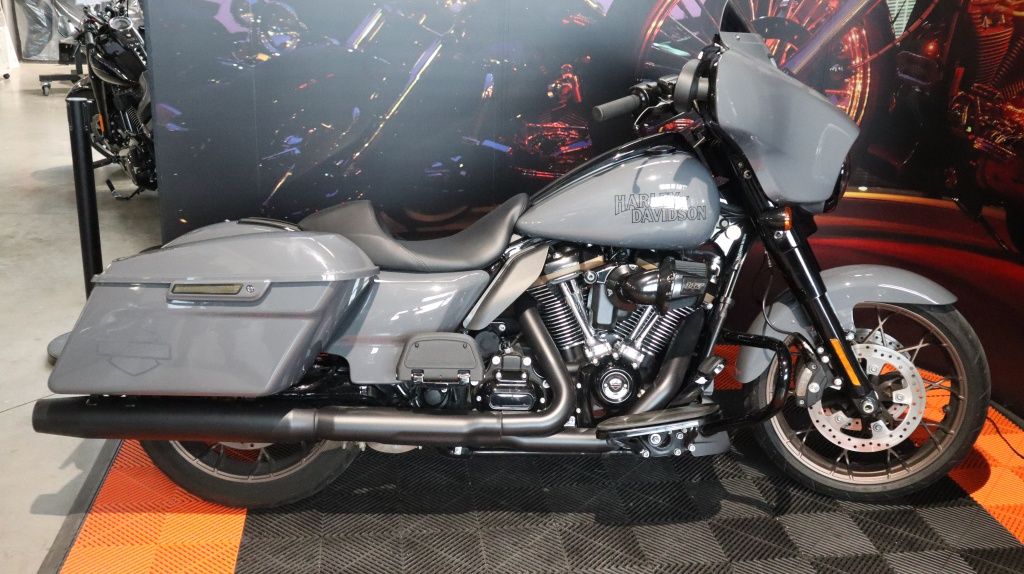  Tour STREET GLIDE ST