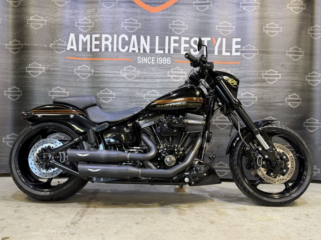  Cruiser Breakout CVO Pro street - FXSE