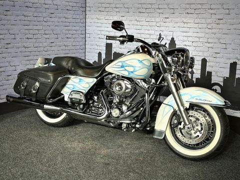  FLHRC Road King Classic