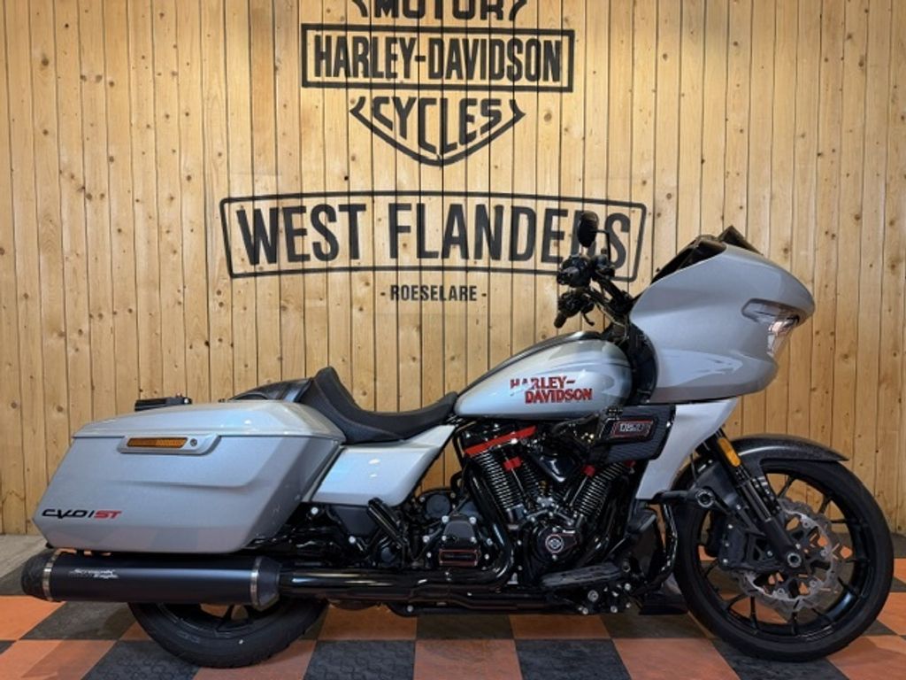  Tour CVO ROAD GLIDE ST