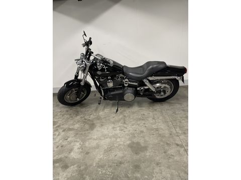  DYNA FXDF FAT BOB