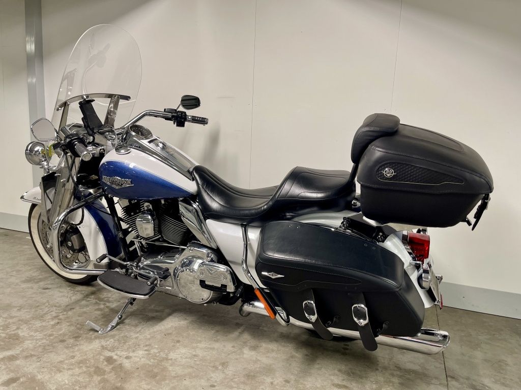 TOURING FLHRC ROAD KING CLASSIC  TOURING FLHRC ROAD KING CLASSIC