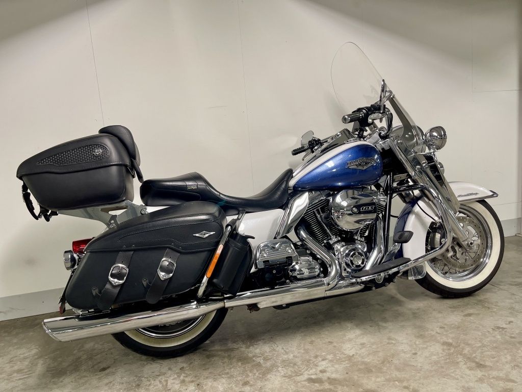 TOURING FLHRC ROAD KING CLASSIC  TOURING FLHRC ROAD KING CLASSIC