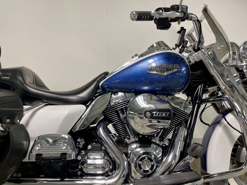 TOURING FLHRC ROAD KING CLASSIC  TOURING FLHRC ROAD KING CLASSIC