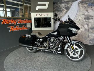  FLTRX ROAD GLIDE Black Trim - Vivid Black