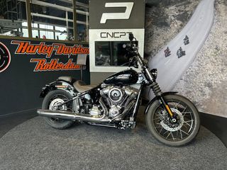 FXBB STREET BOB Laced Wheels - Vivid Black