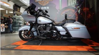  Tour Road Glide Sp&eacute;ciale