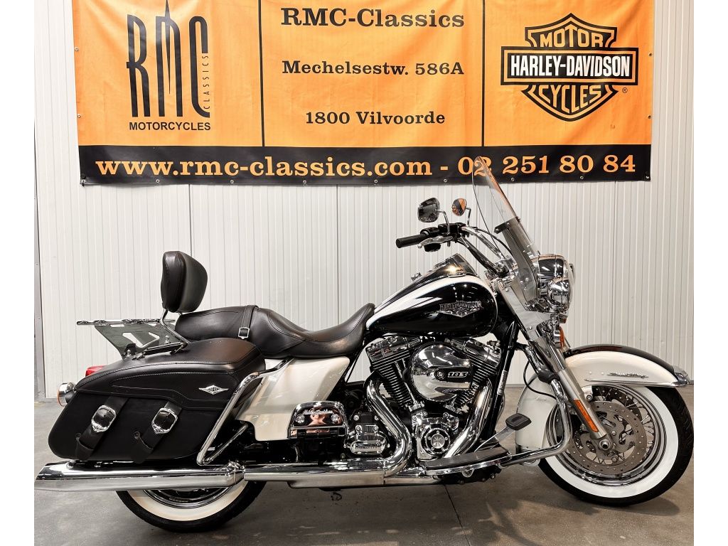 Tour ROAD KING CLASSIC