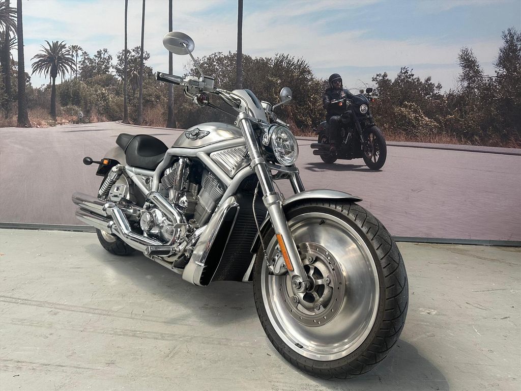 V-Rod 1130 VRSCA  V-Rod 1130 VRSCA