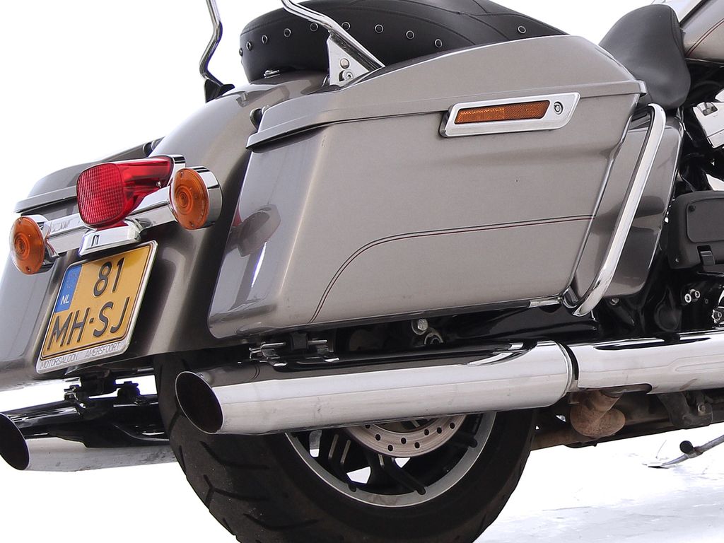 FLHR ROAD KING / ROADKING MILWAUKEE EIGHT  FLHR ROAD KING / ROADKING MILWAUKEE EIGHT