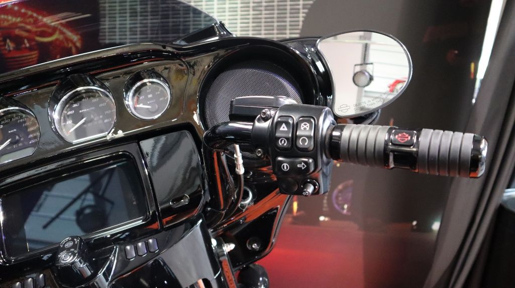 Chopper Street Glide  Chopper Street Glide