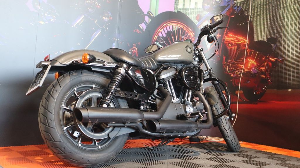  Chopper Iron 883