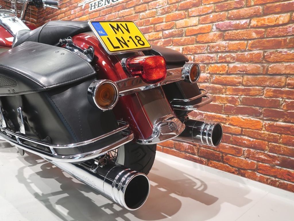 FLHRC Road King Classic 1580  FLHRC Road King Classic 1580