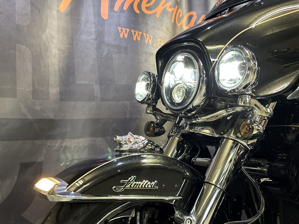 Touring Touring Ultra Limited FLHTK  Touring Touring Ultra Limited FLHTK