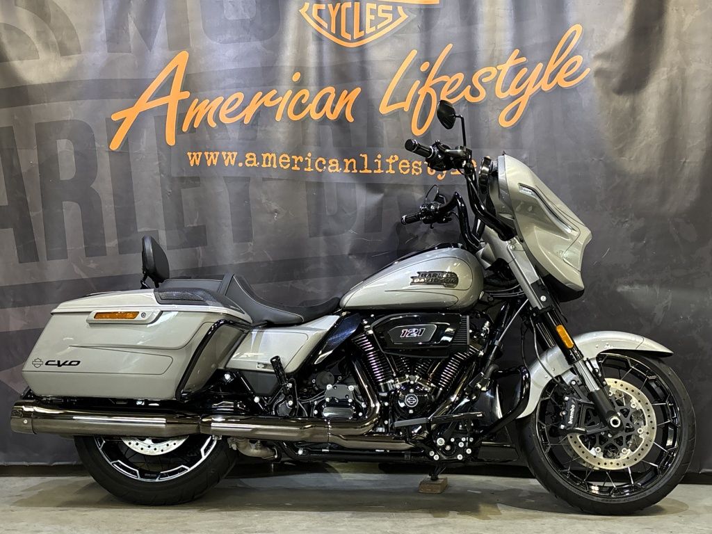  Touring Touring Street Glide CVO FLHXSE