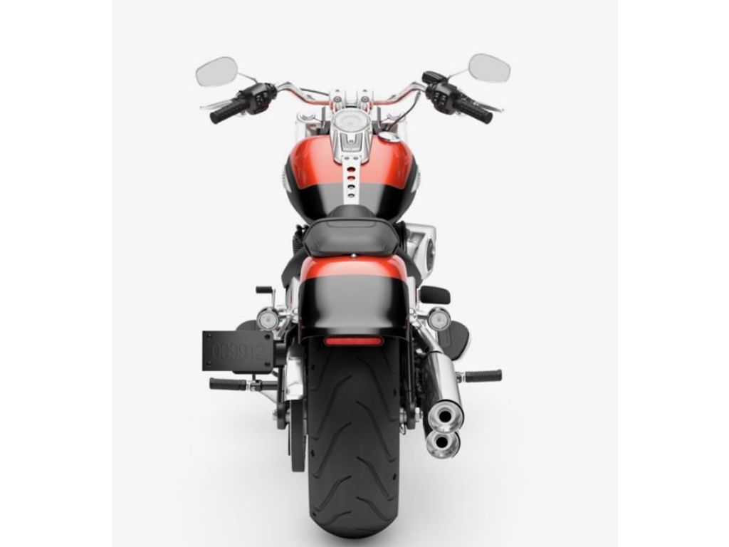 FLFB Fat Boy Softail Two-Tone  FLFB Fat Boy Softail Two-Tone